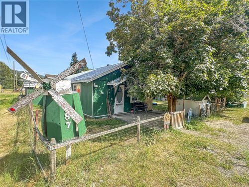 387 Parrish Avenue, Coalmont-Tulameen, BC, V0X1W0 | Card Image