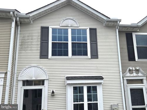 219 Fieldstone Ln, NEWARK, DE, 19702-3746 | Card Image