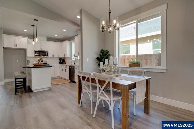 1055 Sassafras St, House other with 4 bedrooms, 2 bathrooms and null parking in Independence OR | Image 4