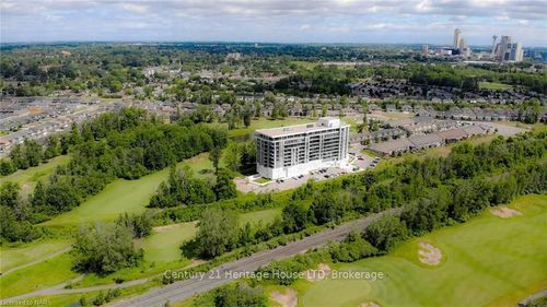 520-7711 Green Vista Gate, Niagara Falls, ON, L2G0Y9 | Card Image