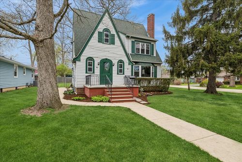 802 Kirkwood Ave, Winthrop Harbor, IL, 60096-1559 | Card Image