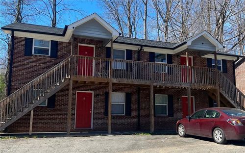 2406 Markwood Ln, Winston Salem, NC, 27107-3581 | Card Image