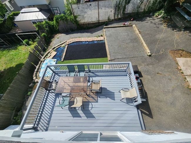 14 Russell St, Home with 6 bedrooms, 2 bathrooms and 5 parking in Everett MA | Image 28
