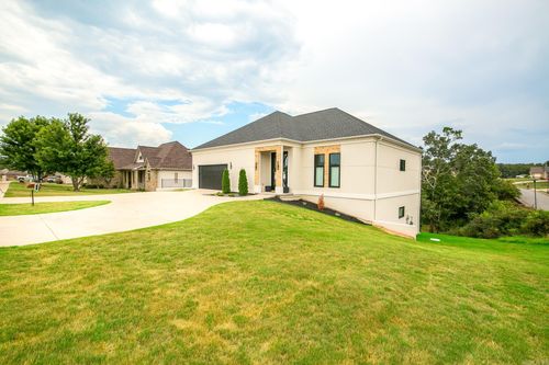 601 Greystone Blvd, Cabot, AR, 72023-7642 | Card Image