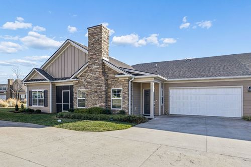2358 Stonecenter Ln, Murfreesboro, TN, 37128-1067 | Card Image