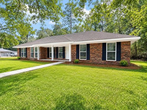503 Myrtle Ln, Hinesville, GA, 31313-4102 | Card Image