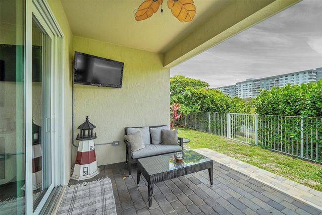 3695 Greenway Dr, House other with 4 bedrooms, 2 bathrooms and null parking in Hollywood FL | Image 41
