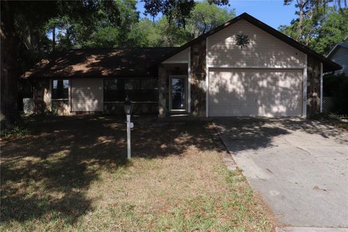 1112 Ne 130th Terrace Rd, SILVER SPRINGS, FL, 34488-3526 | Card Image