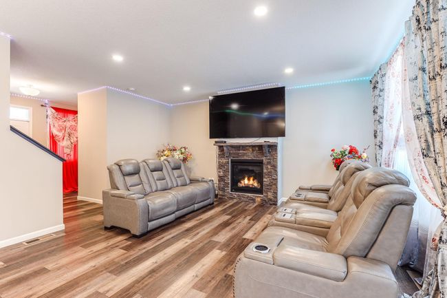 8-web-or-mls-15250-Tiger-St-NW-08.jpg | Image 15