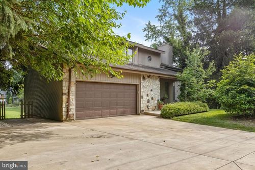 810 Hercules Rd, Wilmington, DE, 19808-1519 | Card Image