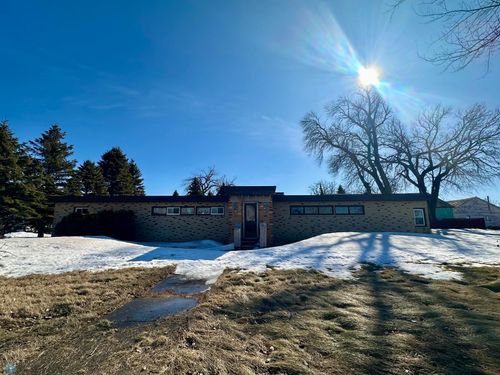 605 3rd St, Fingal, ND, 58031 | Card Image