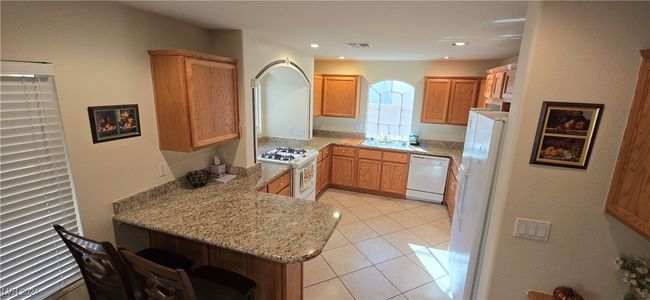 10948 Carberry Hill St, House other with 3 bedrooms, 3 bathrooms and null parking in Las Vegas NV | Image 15