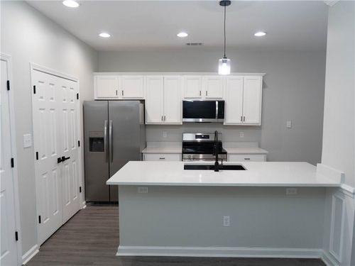 4741 Highpoint Ln, Atlanta, GA, 30349-1970 | Card Image