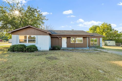 100 W Dilworth, Italy, TX, 76651-4003 | Card Image