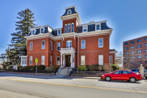 6-241 Middle St, Portsmouth, NH, 03801-5180 | Card Image