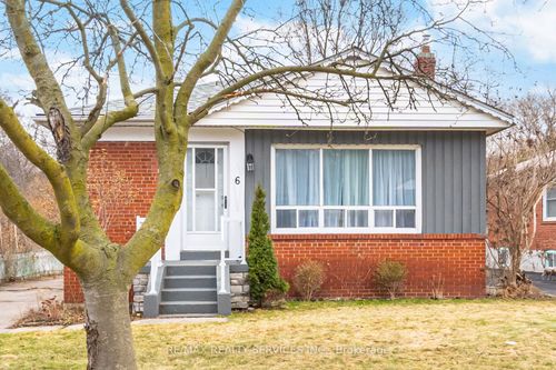 6 Bonnyview Dr, Etobicoke, ON, M8Y3G6 | Card Image