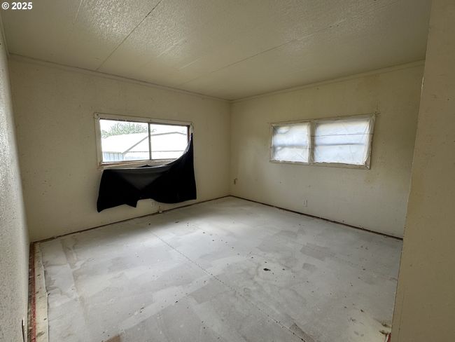 1010 B St, House other with 2 bedrooms, 1 bathrooms and null parking in Fossil OR | Image 8
