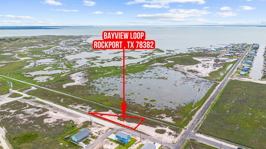 Land in Rockport