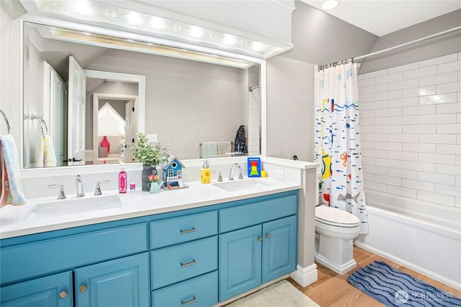 8150 Evergreen Ln, House other with 5 bedrooms, 4 bathrooms and 3 parking in Mercer Island WA | Image 27