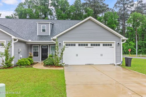 100 Catfish Ct, New Bern, NC, 28562-1202 | Card Image