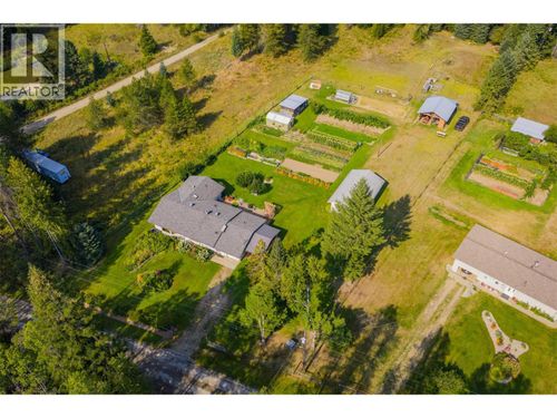 3712 Thorpe Rd, Krestova, BC, V0G1H2 | Card Image