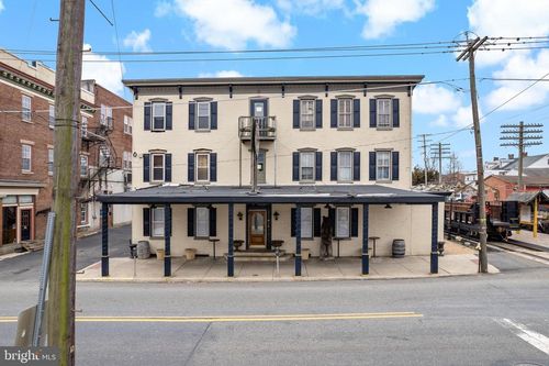 120 E Philadelphia Ave, BOYERTOWN, PA, 19512-1179 | Card Image