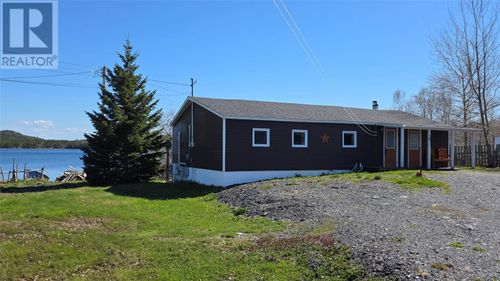 18 Parkview Road, Parkview, NL, A0G1P0 | Card Image