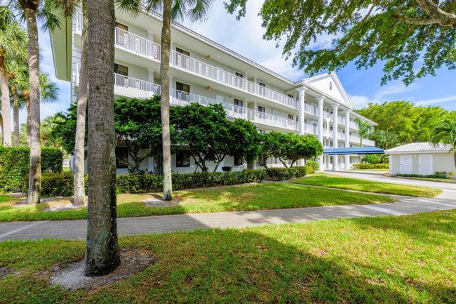 APT-102 - 2441 Village Blvd, Condo with 2 bedrooms, 2 bathrooms and null parking in West Palm Beach FL | Image 16