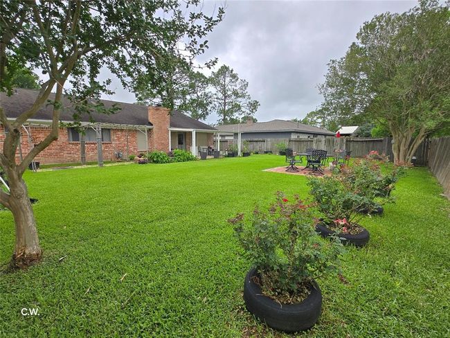 11834 Mulholland Dr, House other with 4 bedrooms, 2 bathrooms and 2 parking in Meadows Place TX | Image 8