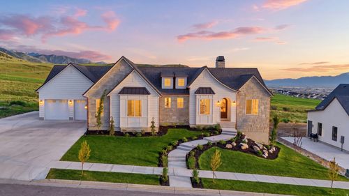1310 E 300 S, Smithfield, UT, 84335-6816 | Card Image