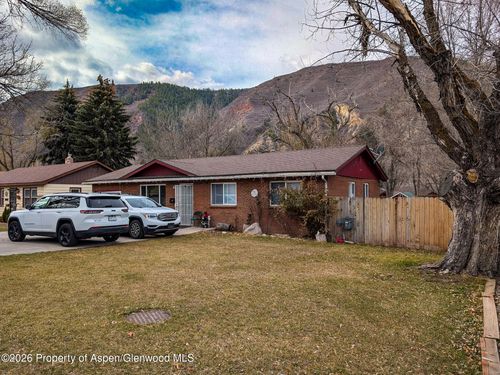 1713 Grand Ave, Glenwood Springs, CO, 81601-4110 | Card Image