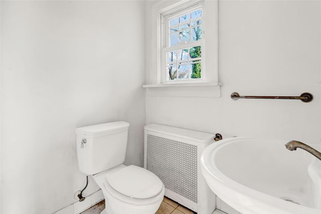 526 N Windsor Ave, House other with 4 bedrooms, 2 bathrooms and null parking in Brightwaters NY | Image 12