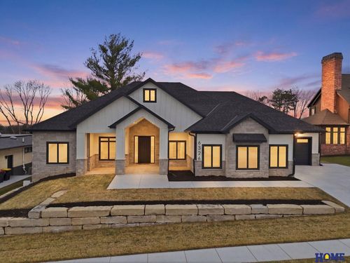 6326 Carveth Ct, Lincoln, NE, 68516-2182 | Card Image