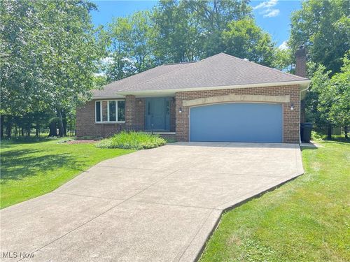 8370 Shady Lane Drive, Broadview Heights, OH, 44147 | Card Image