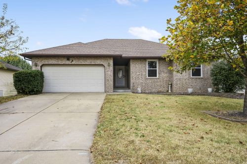 5329 Honeysuckle Lane, Battlefield, MO, 65619 | Card Image