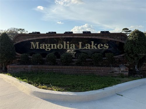 3916 Magnolia Lake Ln, Orlando, FL, 32810-2885 | Card Image