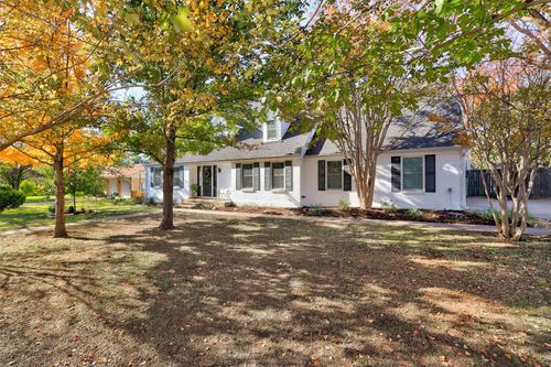 107 Shady Oak Dr, Georgetown, TX, 78628-8329 | Card Image