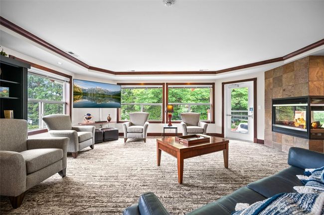 Clubhouse | Image 36