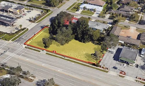 7309 N Tamiami Trl, Sarasota, FL, 34243-1402 | Card Image