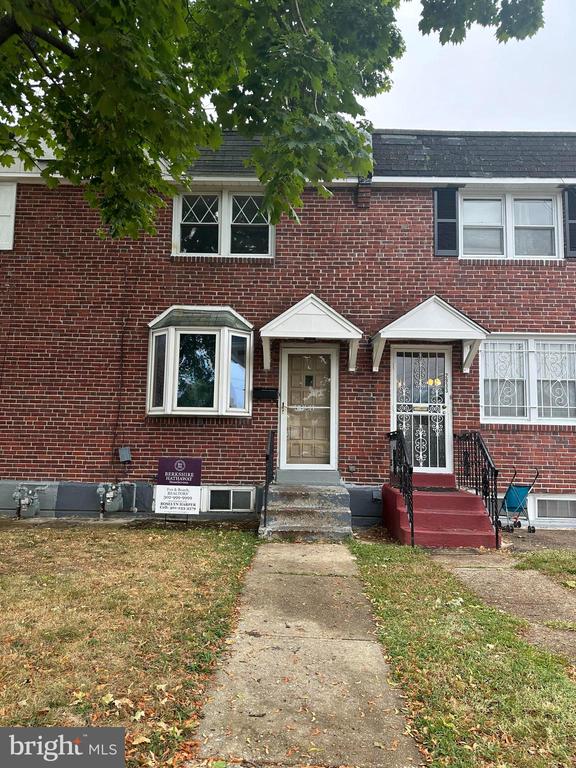7th St, Chester, PA 19013