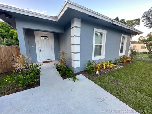 723 20th St, West Palm Beach, FL, 33407-5713 | Card Image