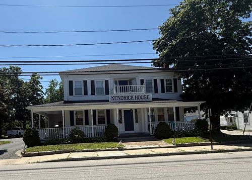 76 High St, Wareham, MA, 02571-2014 | Card Image
