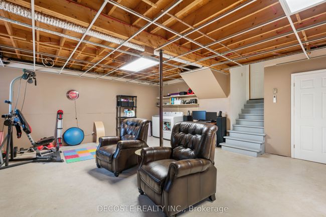 20351 Pineview Cres, House other with 3 bedrooms, 3 bathrooms and 4 parking in Alexandria ON | Image 35