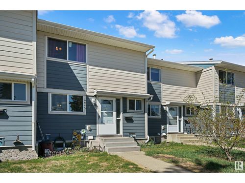 9945 171 Ave Nw, Edmonton, AB, T5X4X2 | Card Image