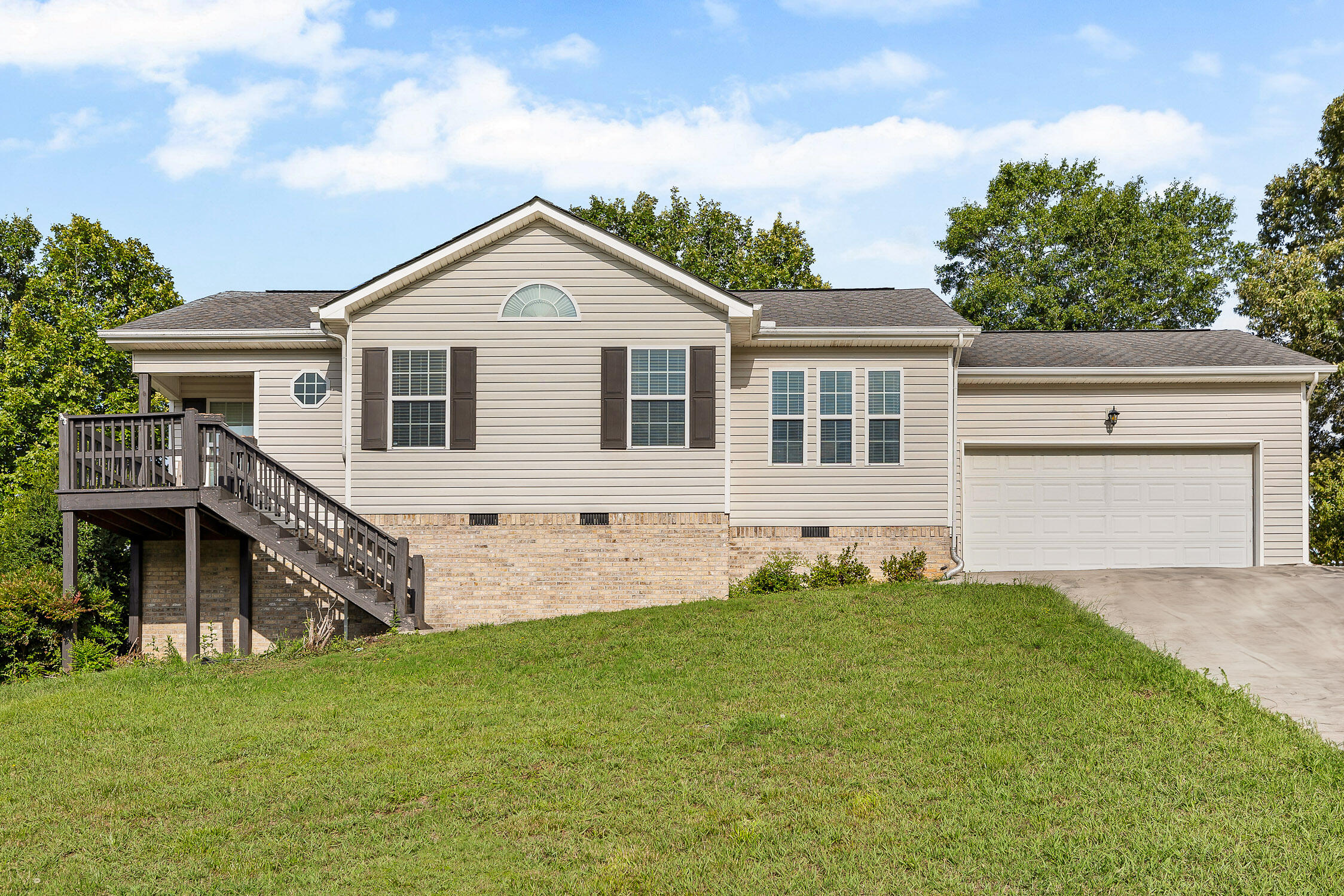 Windsong Dr, LA Fayette, GA 30728
