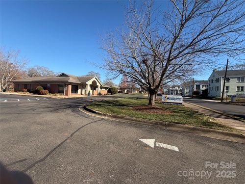 114 Lee St, Shelby, NC, 28150-3839 | Card Image