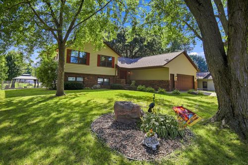 625 16th St Sw, Owatonna, MN, 55060-3878 | Card Image