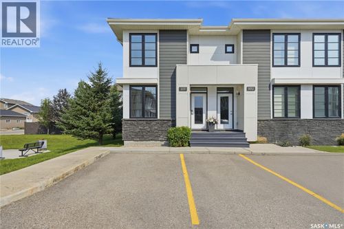 101-3229 Elgaard Dr, Regina, SK, S4X0L2 | Card Image