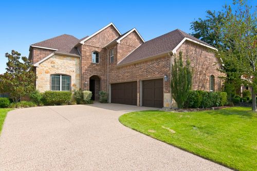1819 Park Highland Way, Arlington, TX, 76012-5433 | Card Image