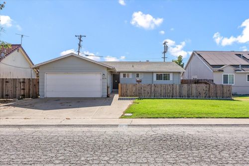2216 Huston St, Marysville, CA, 95901-3425 | Card Image